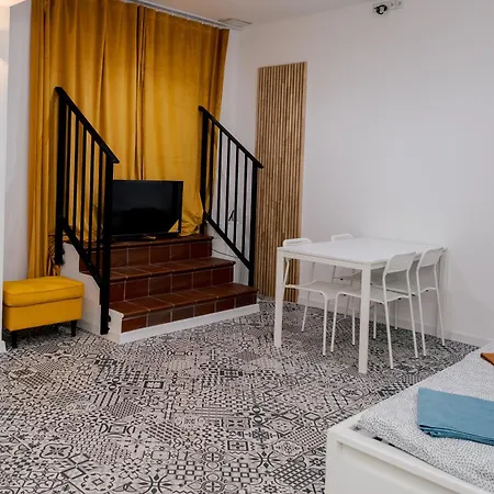 Apartament M - Main Train And Bus Station *