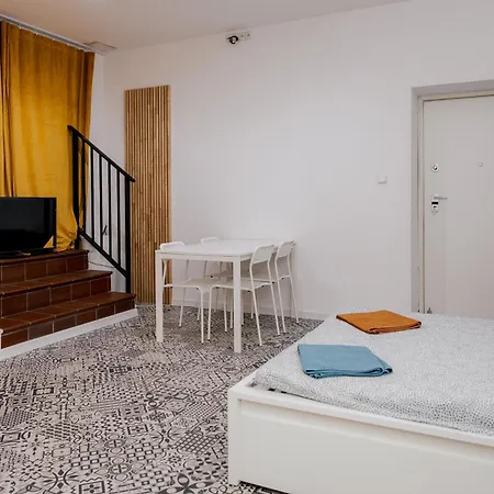 Apartament M - Main Train And Bus Station